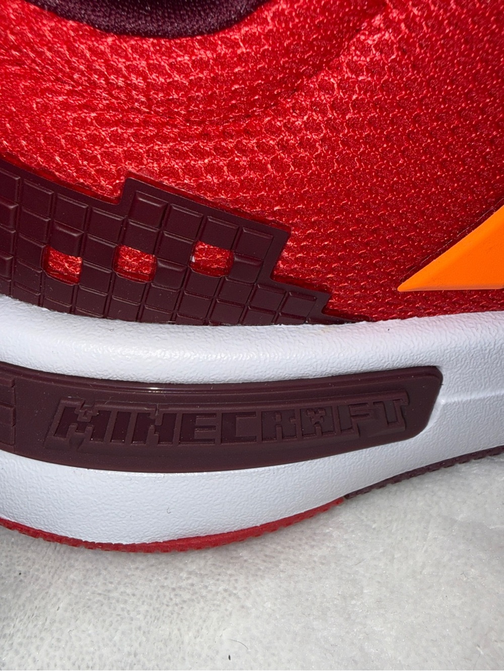 Adidas Kids 3.5Y Minecraft Red and Orange Cloudfoam Sneakers JR1968 nwt - Picture 14 of 14